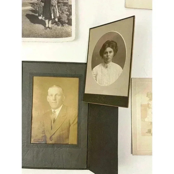 Antique Lot of 17 B&W Sepia Photographs Portraits Wedding 1900's Ephemera OOAK - Picture 7 of 9